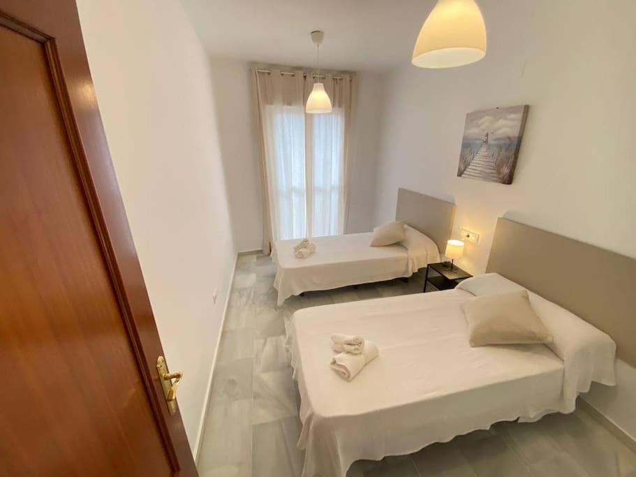 Apartamento En Centro Con Garaje ซันลูการ์เดบาร์ราเมดา ภายนอก รูปภาพ