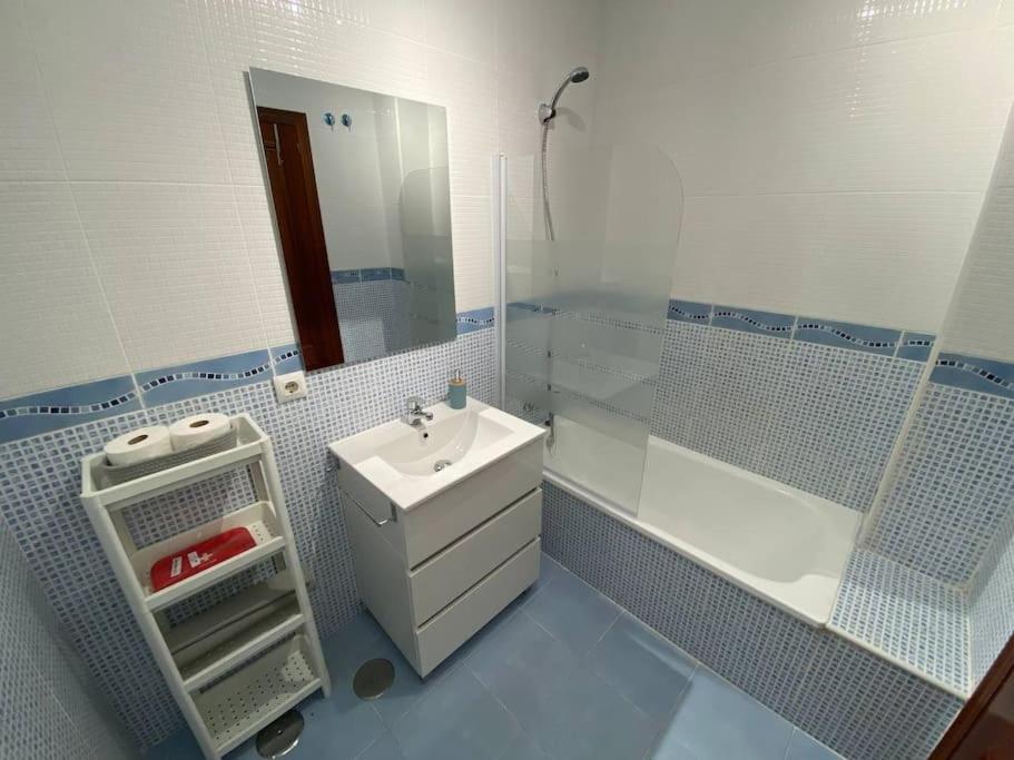 Apartamento En Centro Con Garaje ซันลูการ์เดบาร์ราเมดา ภายนอก รูปภาพ